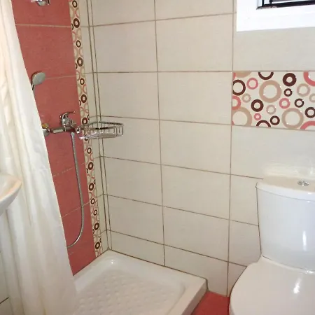 Kostas Appartement *
